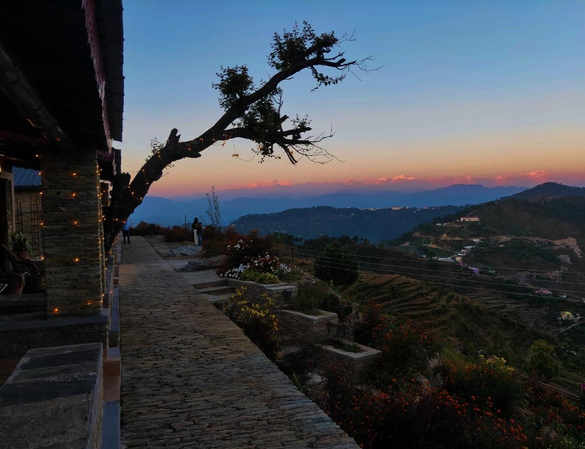 Meraki Huts Pauri Exterior photo