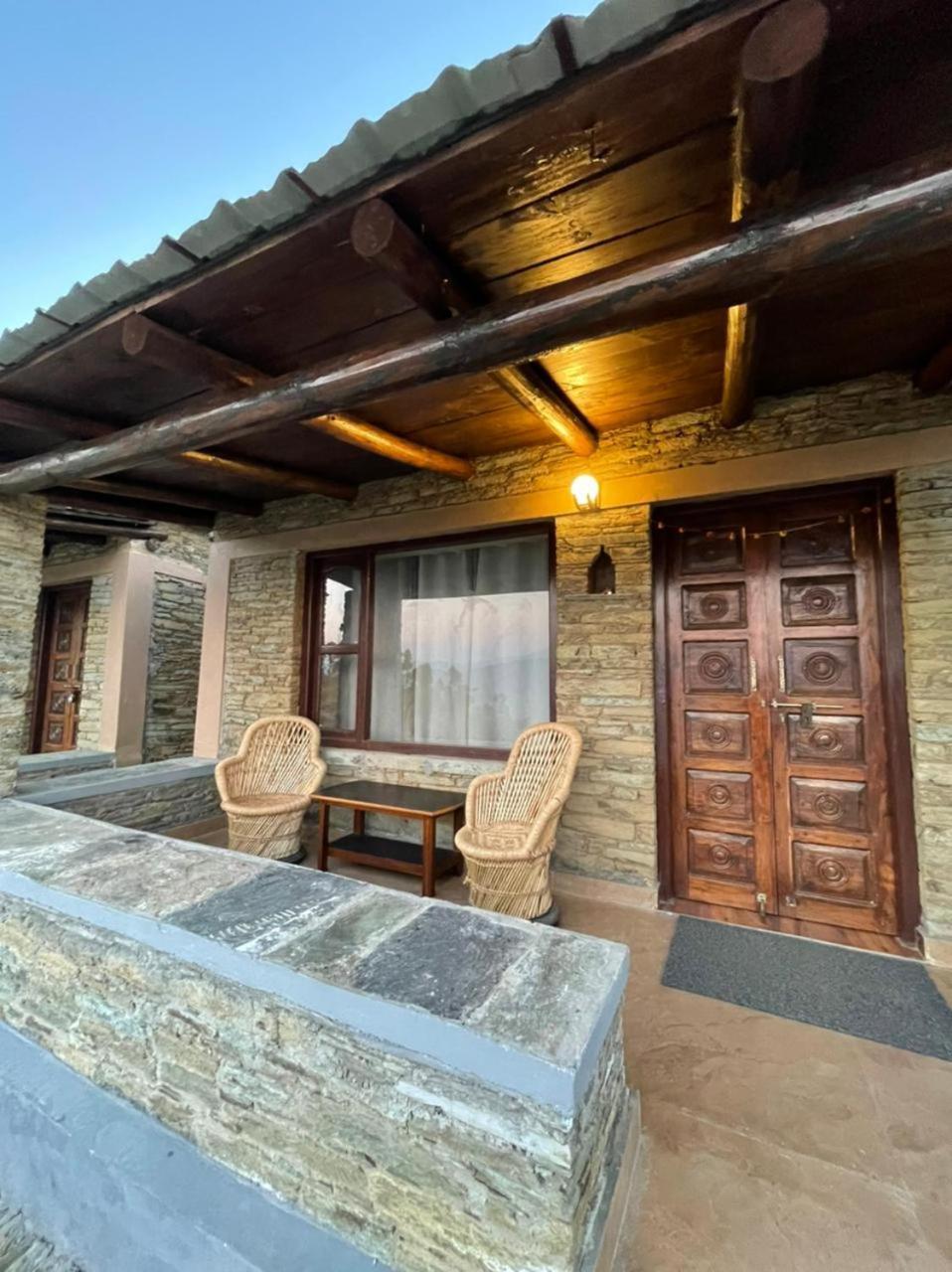 Meraki Huts Pauri Exterior photo